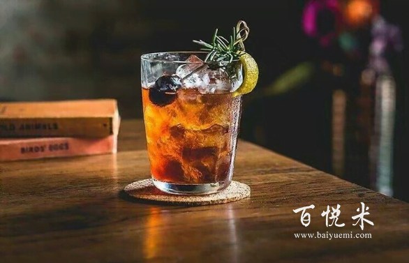 花式调酒是什么,调酒师的主要职责是做什么的？